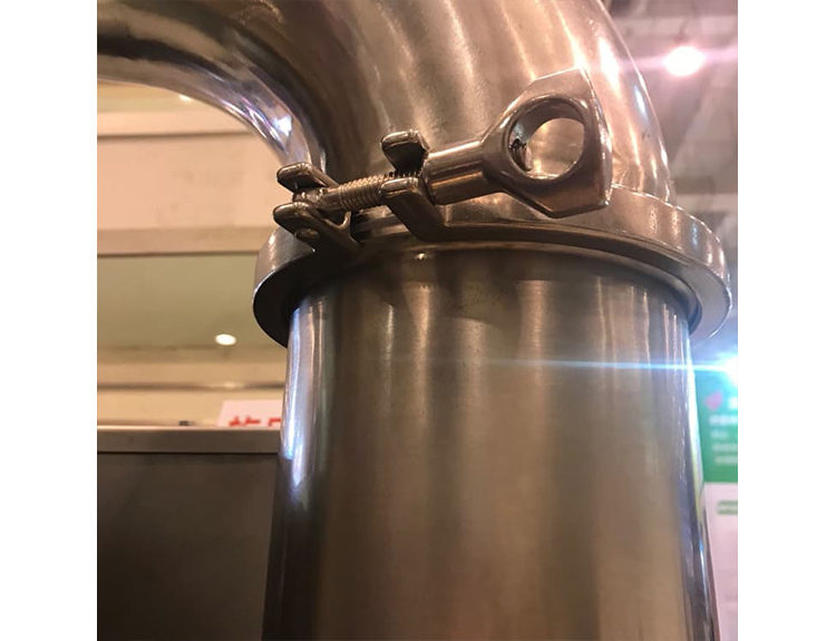 萬(wàn)能旋風(fēng)脈沖除塵粉碎機組
