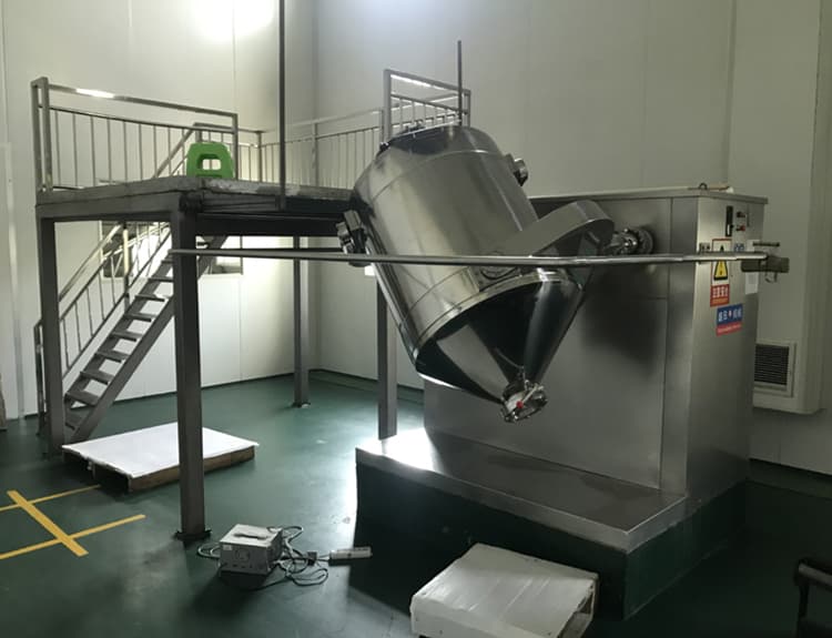三維擺動混合機(jī)操作時注意事項